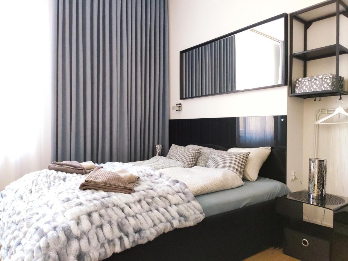 Apartment Szeroka 33 A-c By Homeprime Krakau